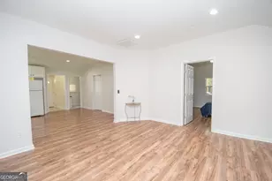 105 Poplar St, Hogansville, GA 30230 - Photo 15