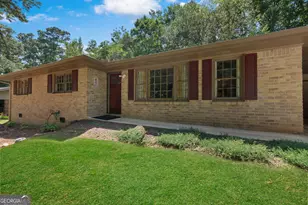 5461 Francis Dr SW, Lilburn, GA 30047 - Photo 37