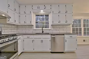 716 Ebenezer Rd, Fayetteville, GA 30215 - Photo 25