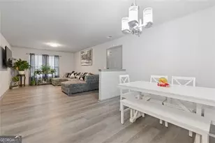 3102 Fairington Village Dr, Lithonia, GA 30038 - Photo 11