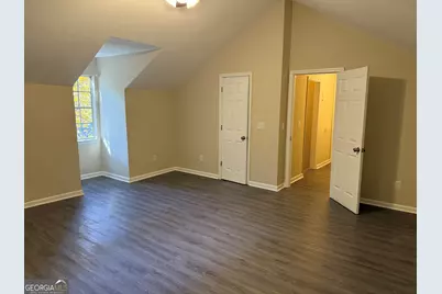 888 Timbercrest Court, Lithonia, GA 30058 - Photo 9