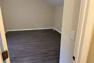 888 Timbercrest Ct, Lithonia, GA 30058 - Photo 11