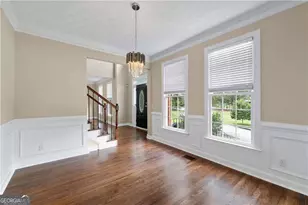 1811 Lake Cove Dr SW, Atlanta, GA 30331 - Photo 5