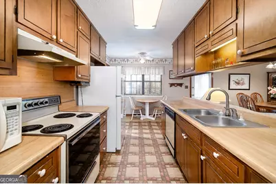 1914 Lullwater Circle, Jonesboro, GA 30236 - Photo 13