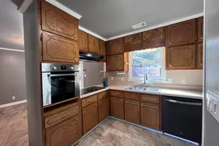 121 Duvall Dr, Stockbridge, GA 30281 - Photo 3