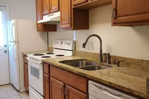 727 S Main St, Hinesville, GA 31313 - Photo 5