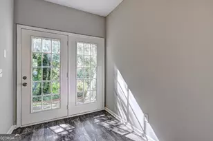 6105 Camden Forrest Ct, Riverdale, GA 30296 - Photo 11