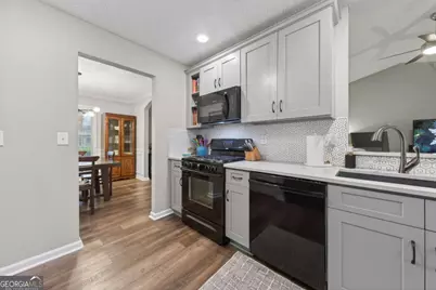 1106 Sutherland Drive, Winder, GA 30680 - Photo 17