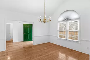 124 Crown Walk, McDonough, GA 30253 - Photo 9