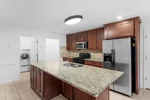 124 Crown Walk, McDonough, GA 30253 - Photo 17