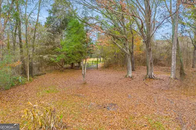 259 E Ridgeway Road, Commerce, GA 30529 - Photo 1