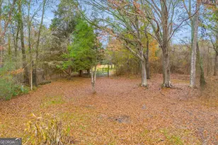 259 E Ridgeway Rd, Commerce, GA 30529 - Photo 1