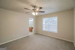 5862 Homestead Cir, Rex, GA 30273 - Photo 9