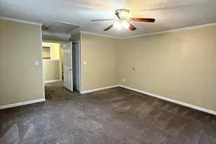 243 W Tate St, Elberton, GA 30635 - Photo 9