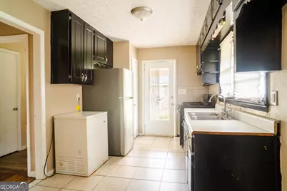 8448 Taylor Road, Riverdale, GA 30274 - Photo 5