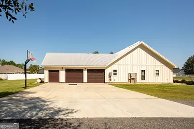 664 Saddle Circle, Waycross, GA 31503 - Photo 3