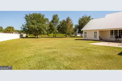 664 Saddle Circle, Waycross, GA 31503 - Photo 5
