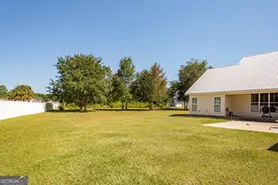 664 Saddle Cir, Waycross, GA 31503 - Photo 5