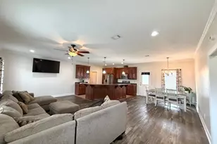 93 Oak Forrest Dr, Adel, GA 31620 - Photo 11