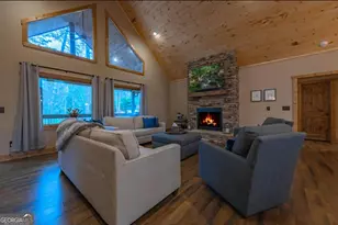 135 Ruby Ln, Ellijay, GA 30540 - Photo 9