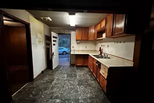 93 College St, Toccoa, GA 30577 - Photo 7