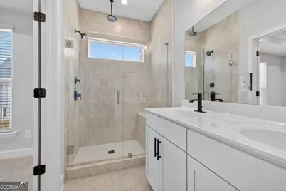 2571 Astaire Court, Atlanta, GA 30318 - Photo 7