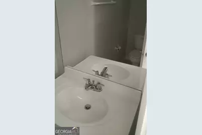 590 Northridge Crossing Drive, Sandy Springs, GA 30350 - Photo 9