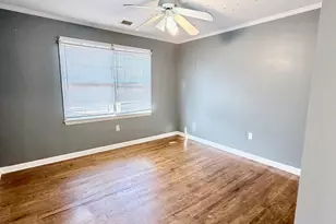 221 S College St, Metter, GA 30439 - Photo 19