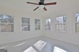 2260 Castle Lake Dr, Tyrone, GA 30290 - Photo 17