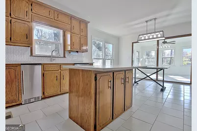 2260 Castle Lake Drive, Tyrone, GA 30290 - Photo 15