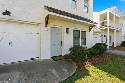 230 West Avenue #UNIT 5, Carrollton, GA 30117 - Photo 5