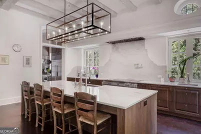 133 Blackland Road NW, Atlanta, GA 30342 - Photo 11