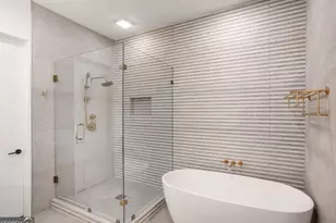 721 Longleaf Dr NE, Atlanta, GA 30342 - Photo 13