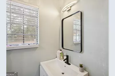 203 Holiday Circle, Savannah, GA 31419 - Photo 13