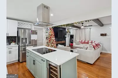 203 Holiday Circle, Savannah, GA 31419 - Photo 5