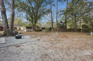 203 Holiday Cir, Savannah, GA 31419 - Photo 15