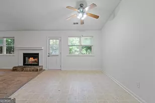 125 Pinewood Dr, Senoia, GA 30276 - Photo 11