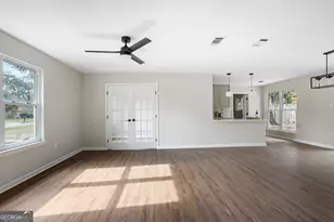 108 Greenbriar Dr, Savannah, GA 31419 - Photo 3