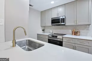 108 Greenbriar Dr, Savannah, GA 31419 - Photo 9