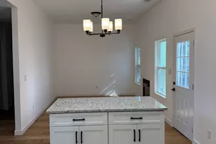 6449 Rebecca Lou Ln, Lithonia, GA 30058 - Photo 9