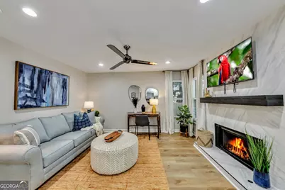 1018 Falling Valley Court SE, Smyrna, GA 30080 - Photo 7