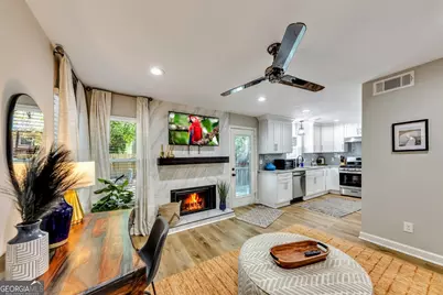 1018 Falling Valley Court SE, Smyrna, GA 30080 - Photo 9