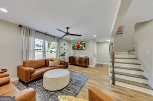 1018 Falling Valley Ct SE, Smyrna, GA 30080 - Photo 3