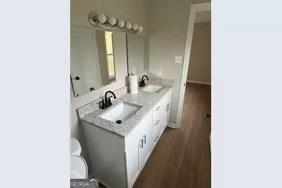 358 Misty Mills Road, Lavonia, GA 30553 - Photo 5