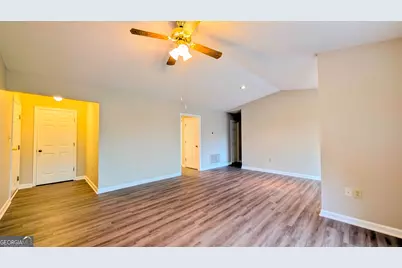 2235 Old Hamilton Place #200 G, Gainesville, GA 30507 - Photo 7