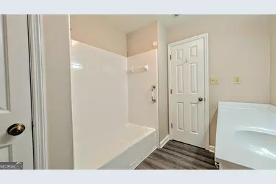 2235 Old Hamilton Place #200 G, Gainesville, GA 30507 - Photo 17