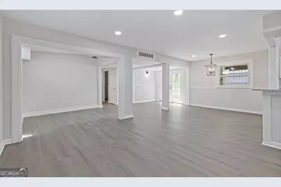 935 Bobcat Court SE, Marietta, GA 30067 - Photo 9