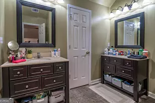 325 Twin Oaks Cir, Bogart, GA 30622 - Photo 49