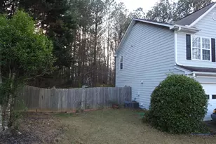 743 Vinebrook Ln, Suwanee, GA 30024 - Photo 17