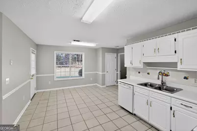 3112 Victoria Place Drive, Loganville, GA 30052 - Photo 11